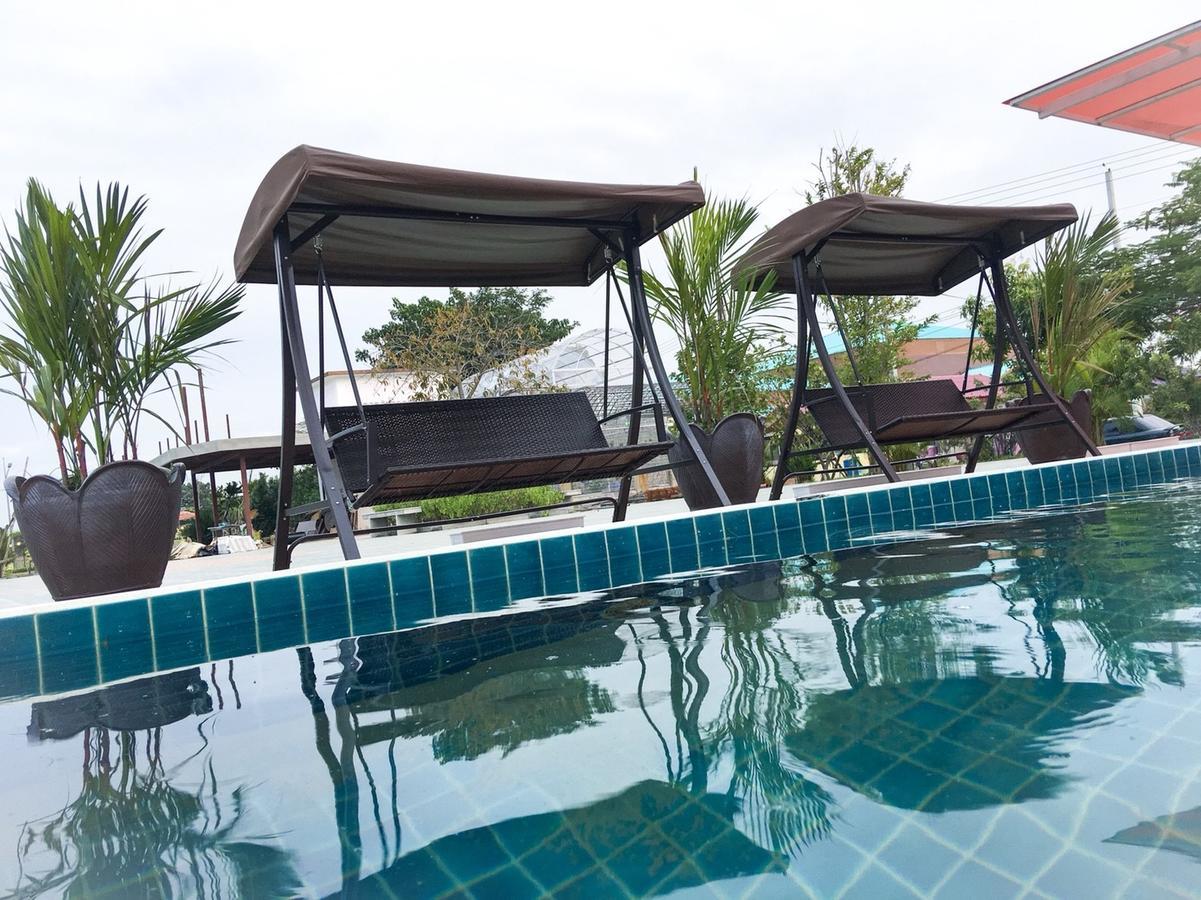 Menam Resort Накхон Патом Екстериор снимка