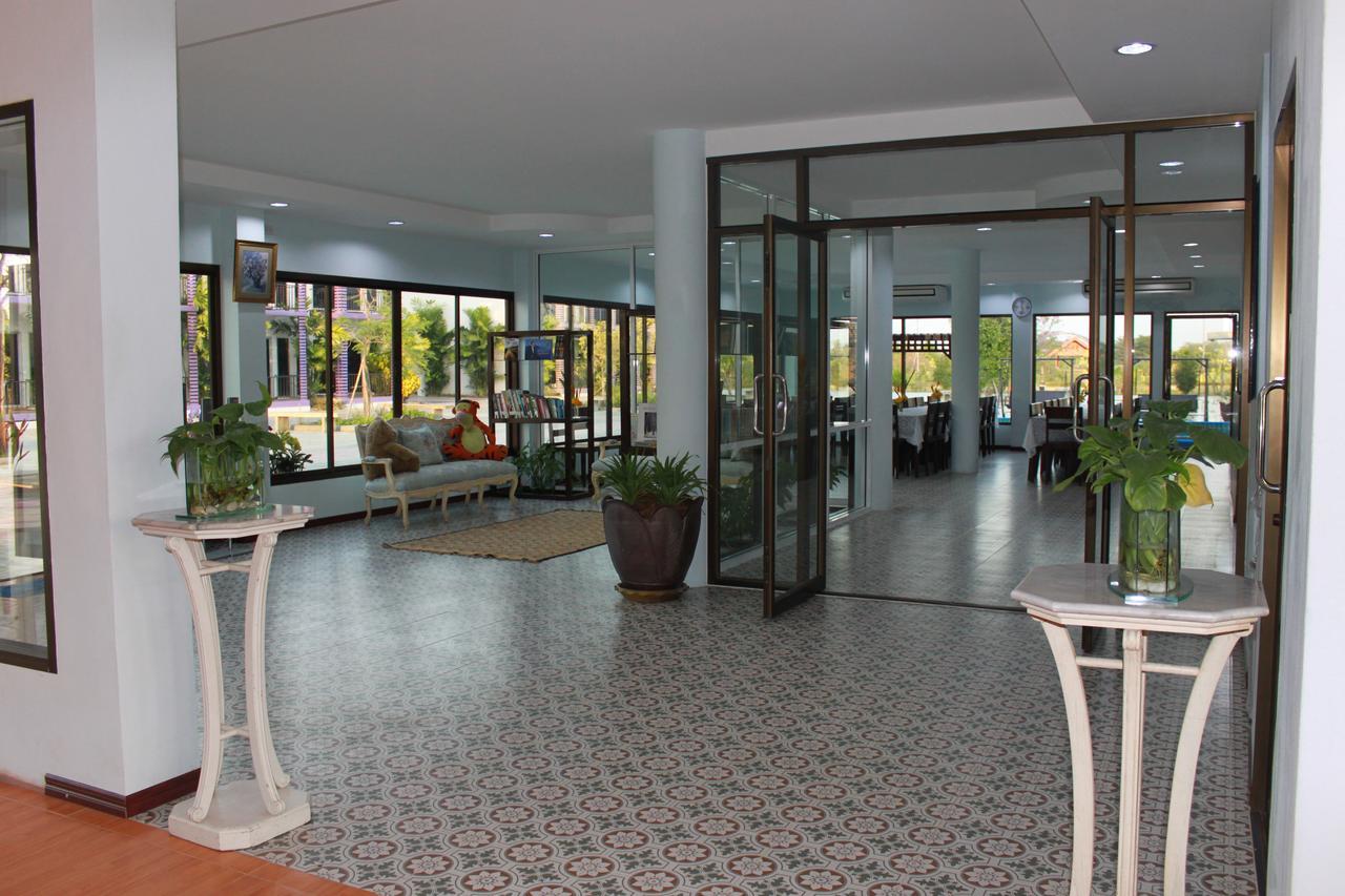 Menam Resort Накхон Патом Екстериор снимка